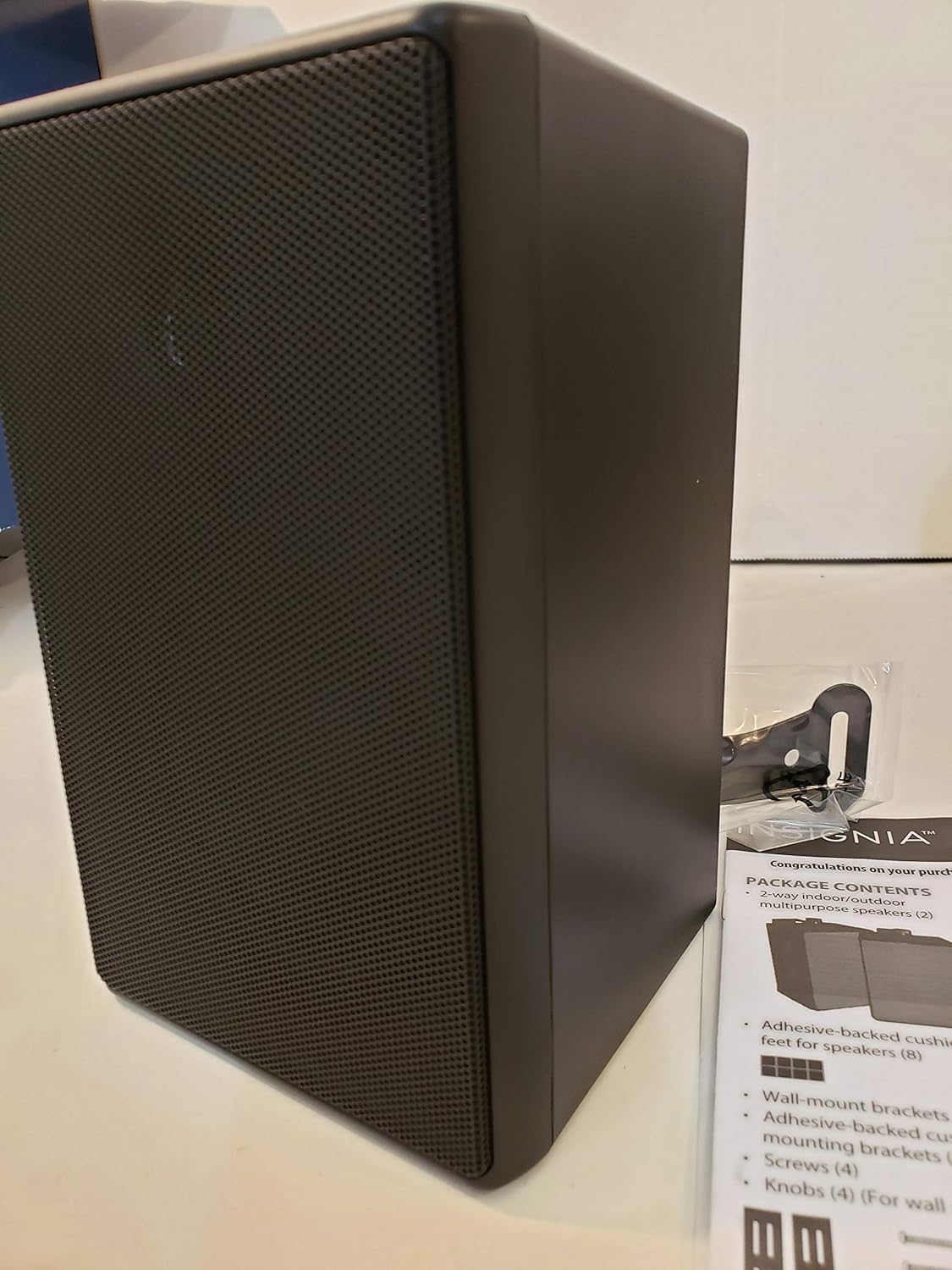 Insignia - 2-way Indoor/outdoor Speakers (Pair)